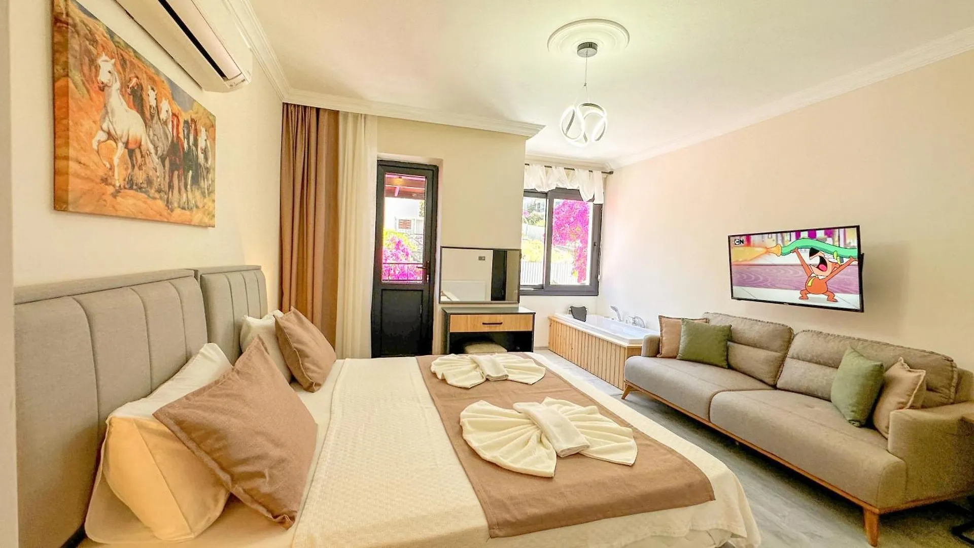 Hotel Royalis Boutique Suites By Mykonut Fethiye