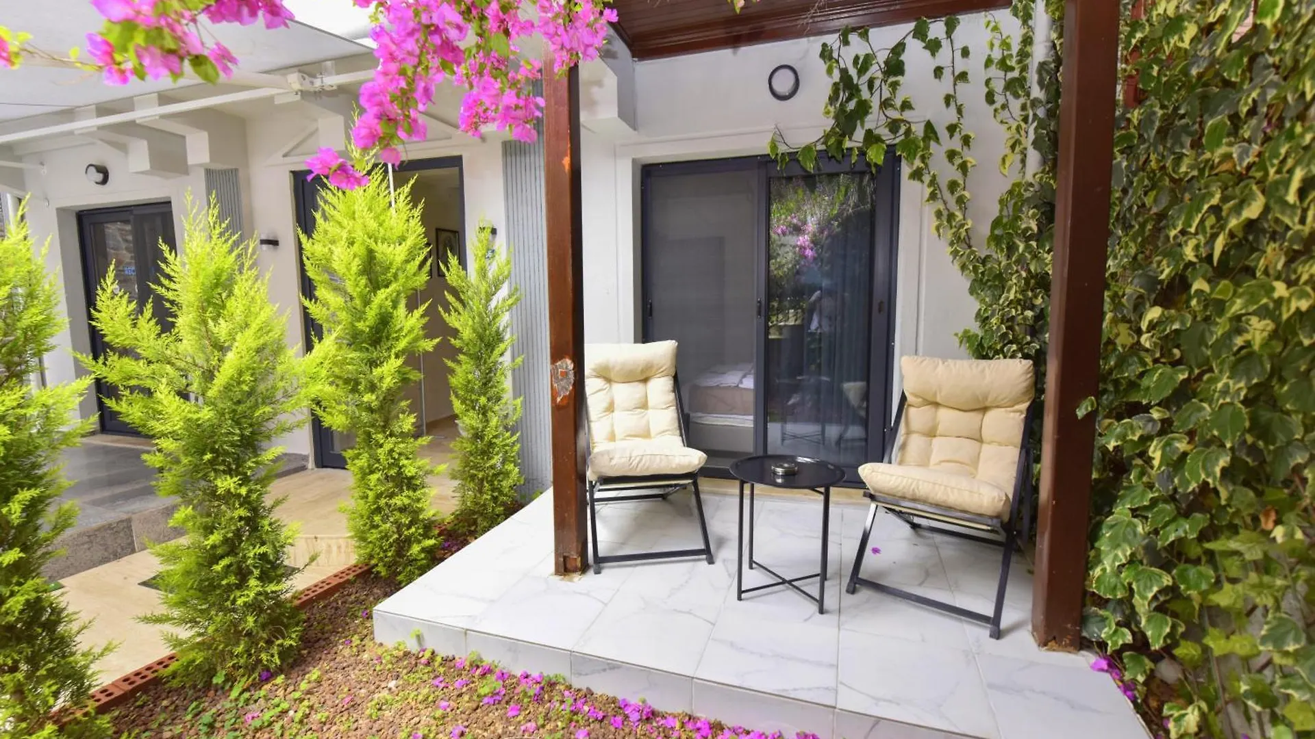 Royalis Boutique Suites By Mykonut Fethiye