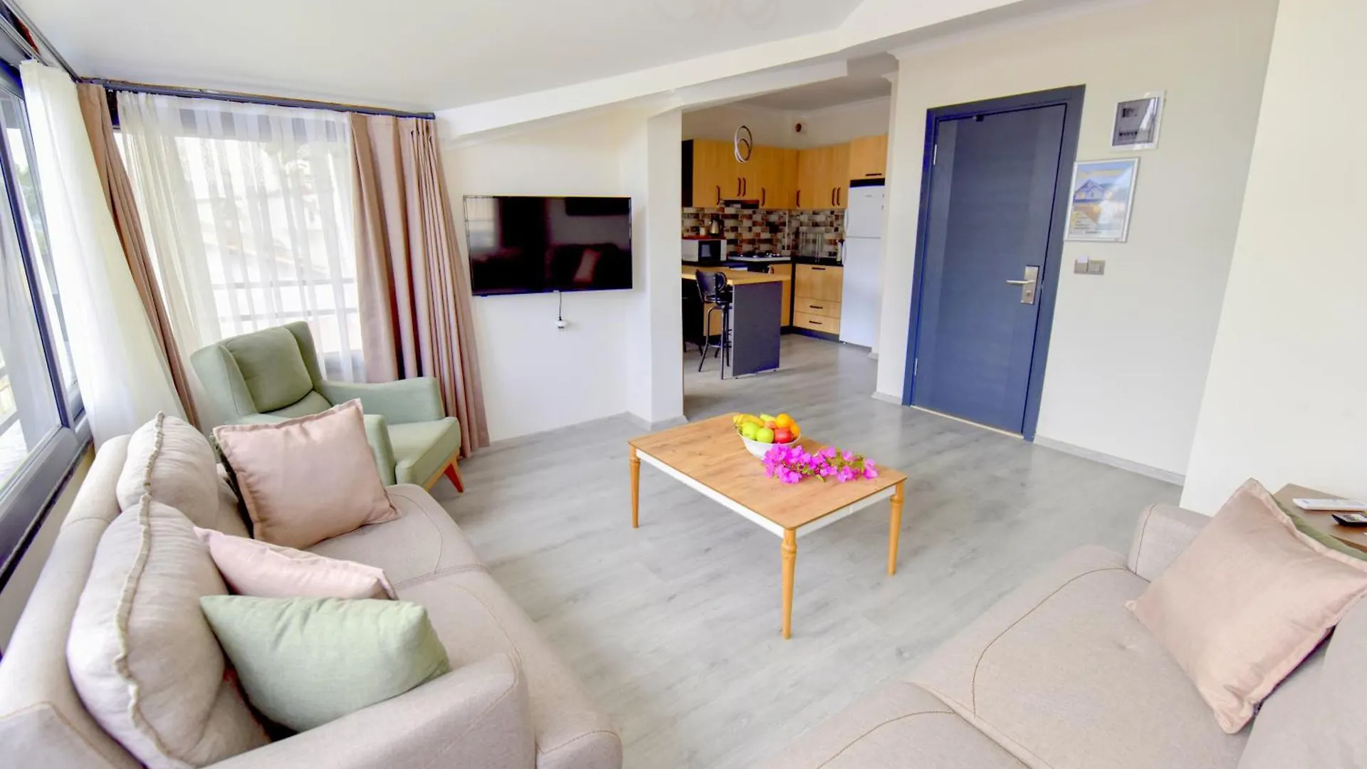 Royalis Boutique Suites By Mykonut Fethiye
