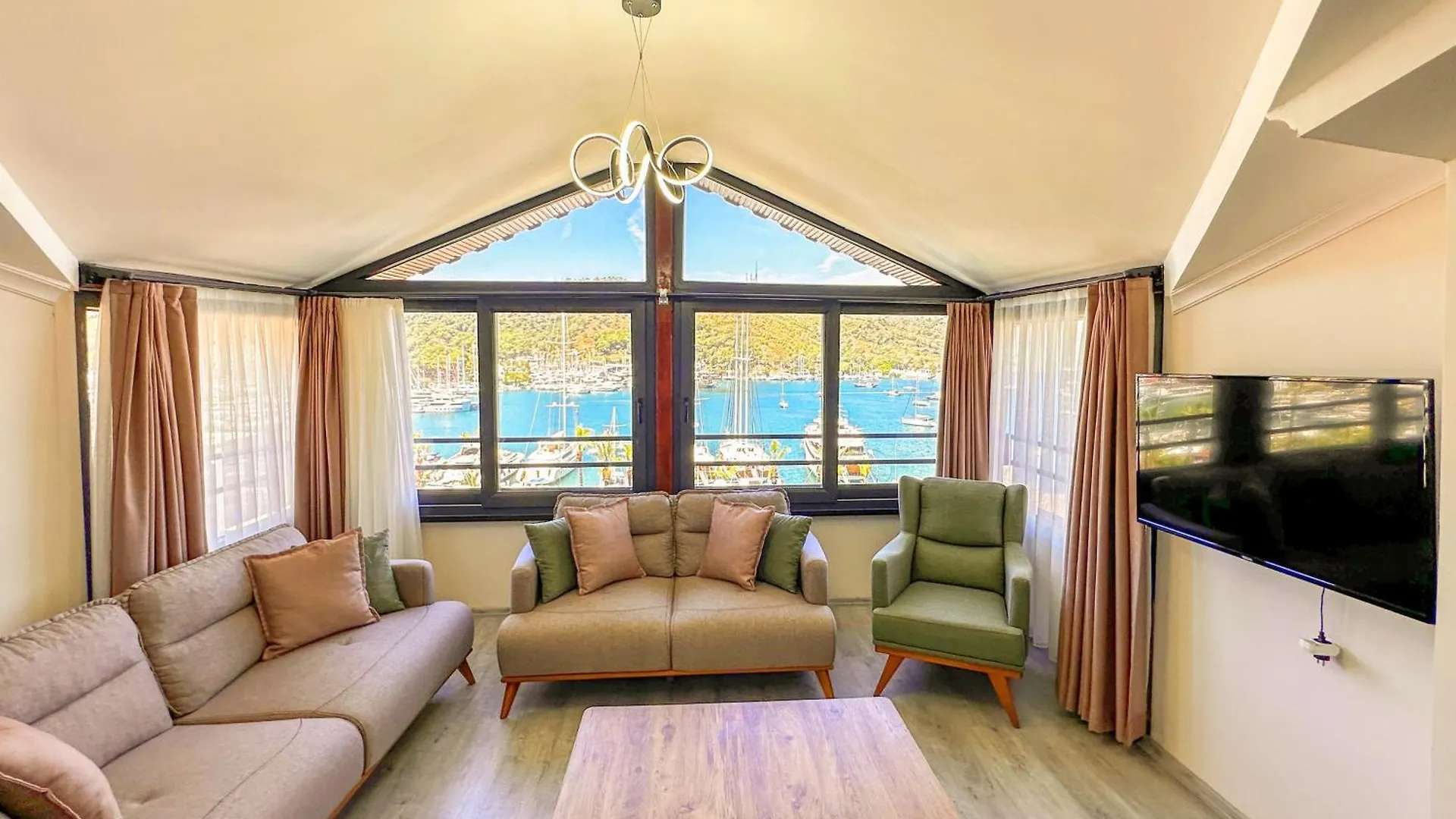 Royalis Boutique Suites By Mykonut Fethiye