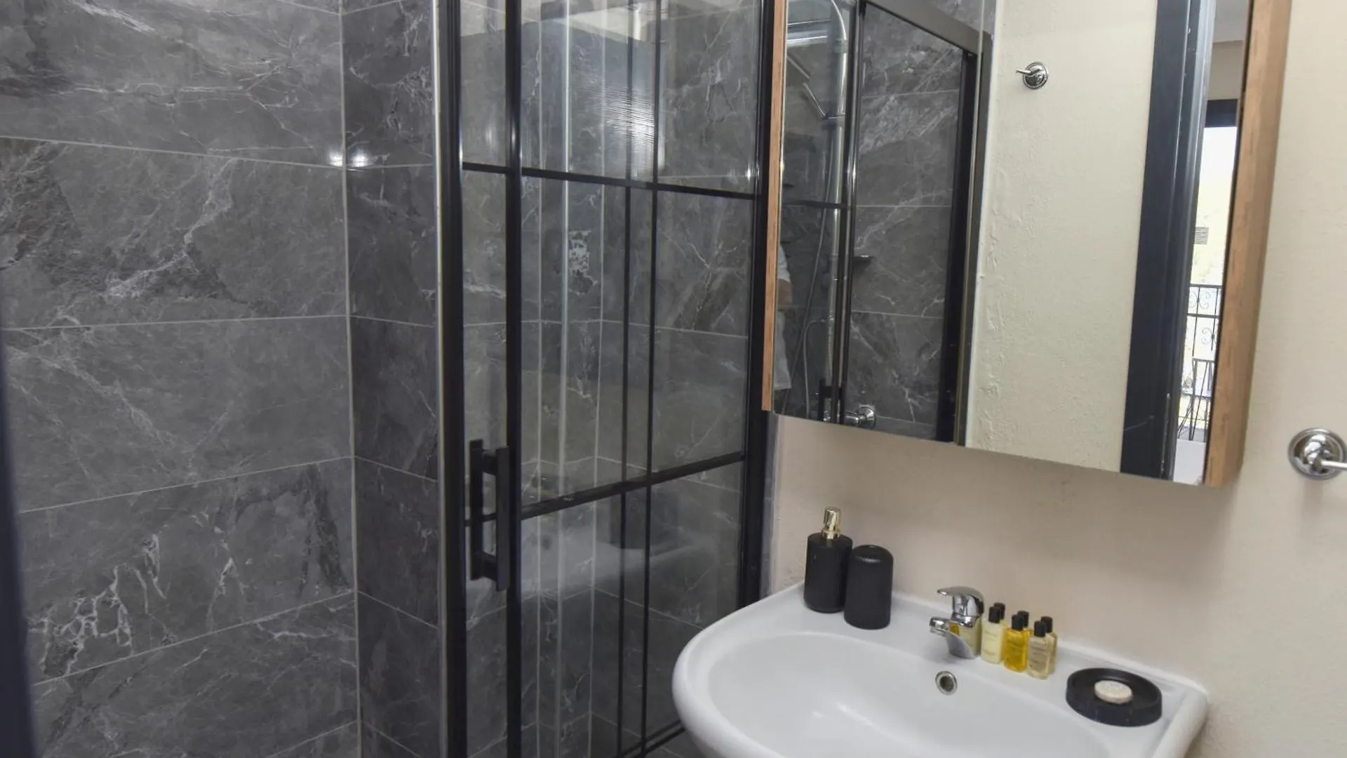 Royalis Boutique Suites By Mykonut Fethiye Hotel